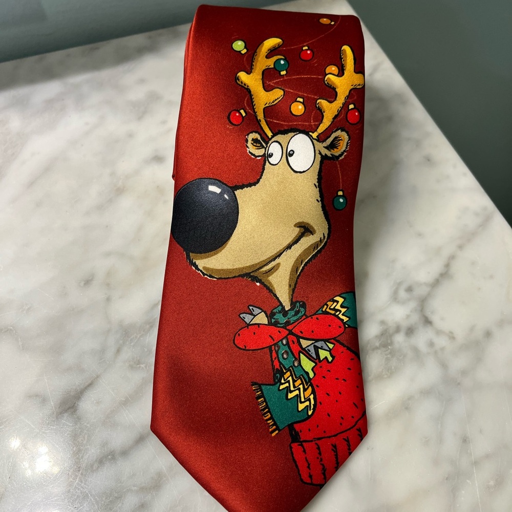 Festive Reindeer Red Tie